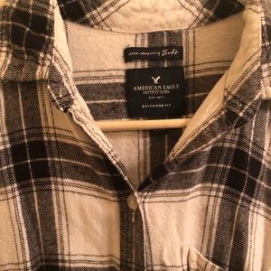 Flannel long sleeve button down shirt